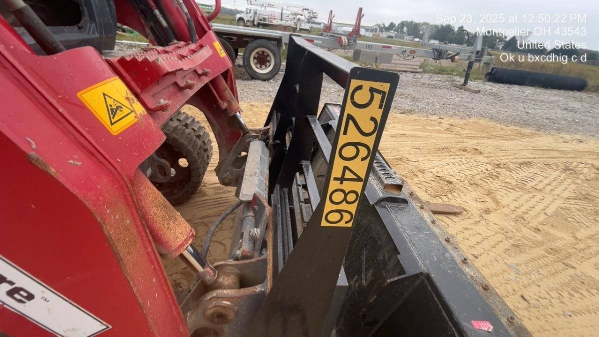 2025 ARROW MATERIAL HANDLING 48" Pallet Forks - Arrow