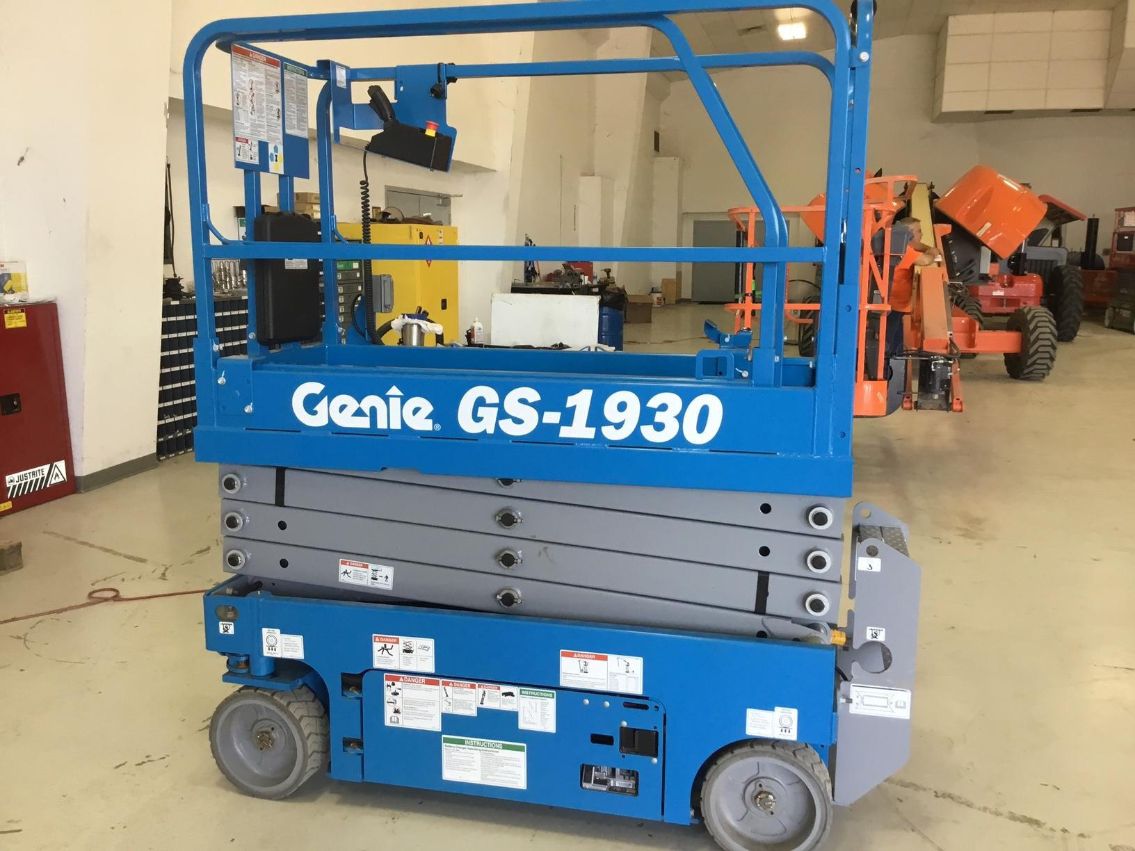 2017 GENIE GS-1930