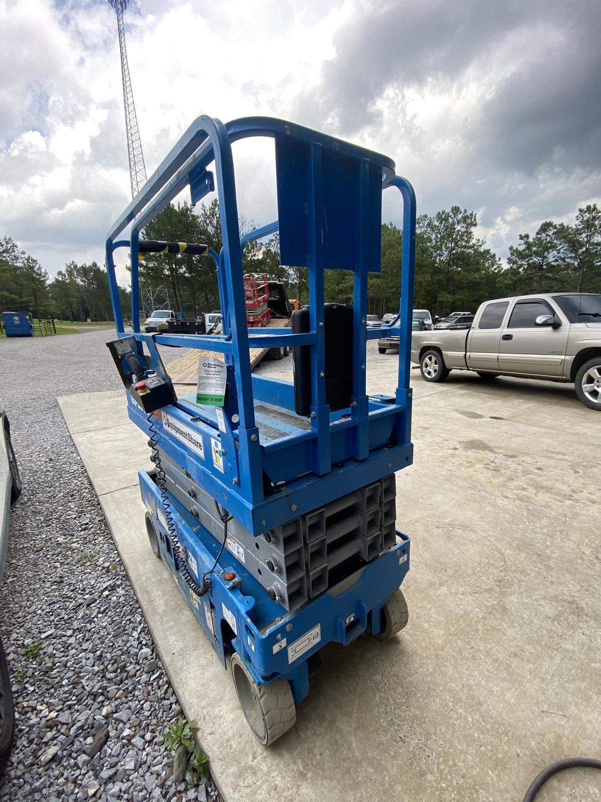 2019 Genie GS-1930 Fixed Rails with Chain Entry