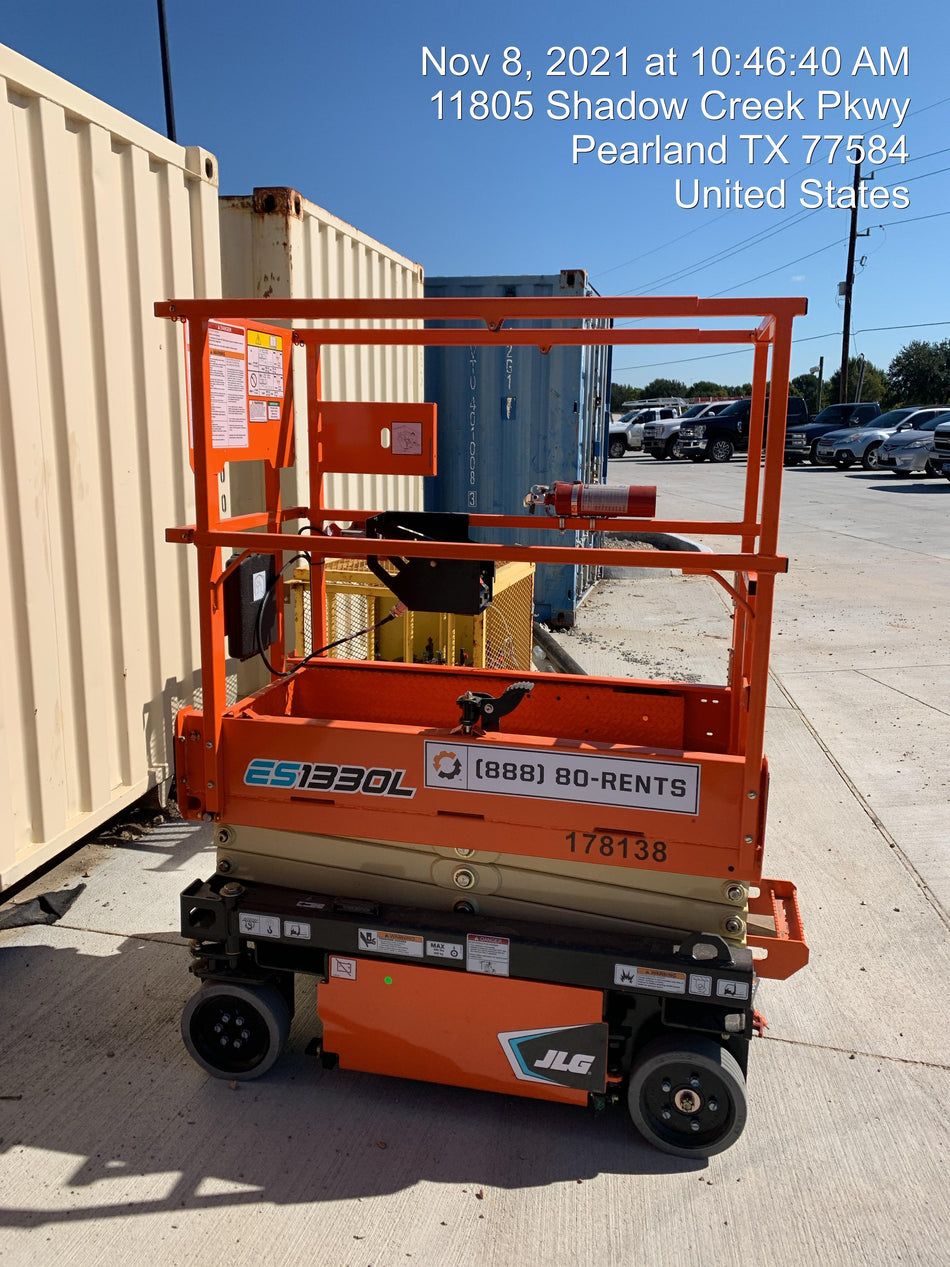 2021 JLG ES1330L