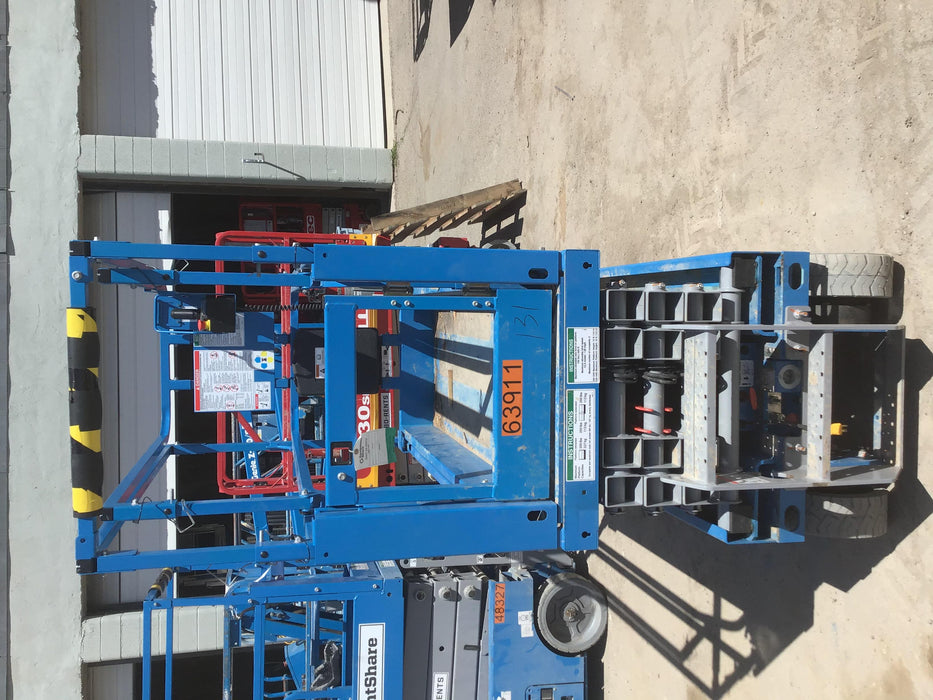 2020 Genie GS-1930 Solid Non Marking Tires, Beacon, Folding rails with half height swing gate