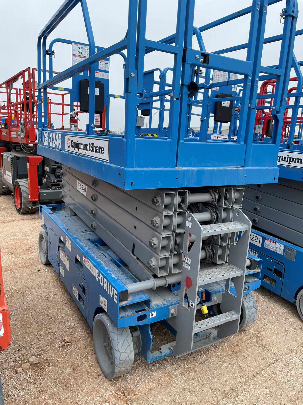 2021 GENIE GS-3246