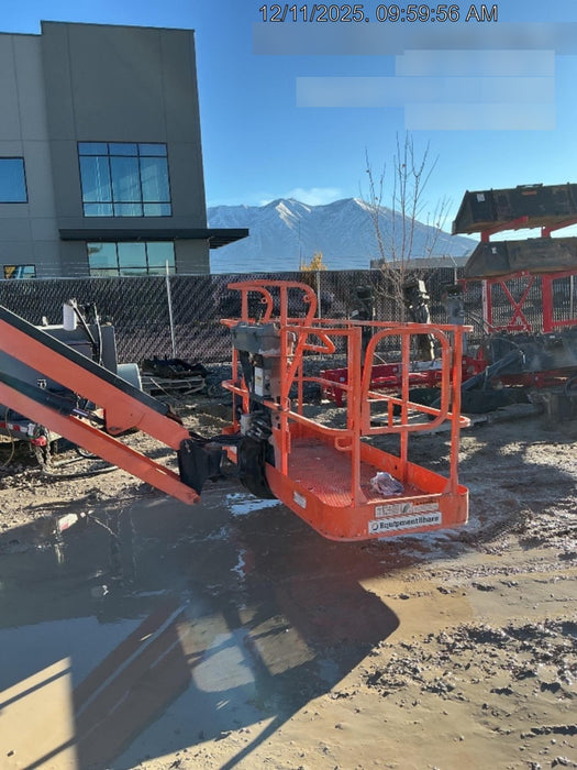 2014 JLG 660SJ