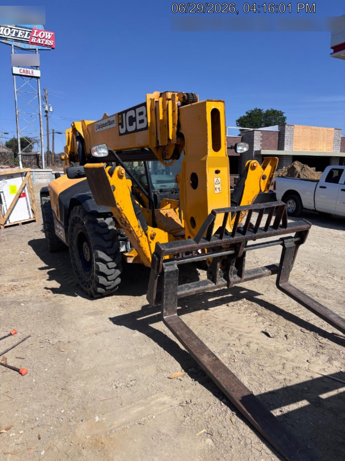 2021 JCB 512-56