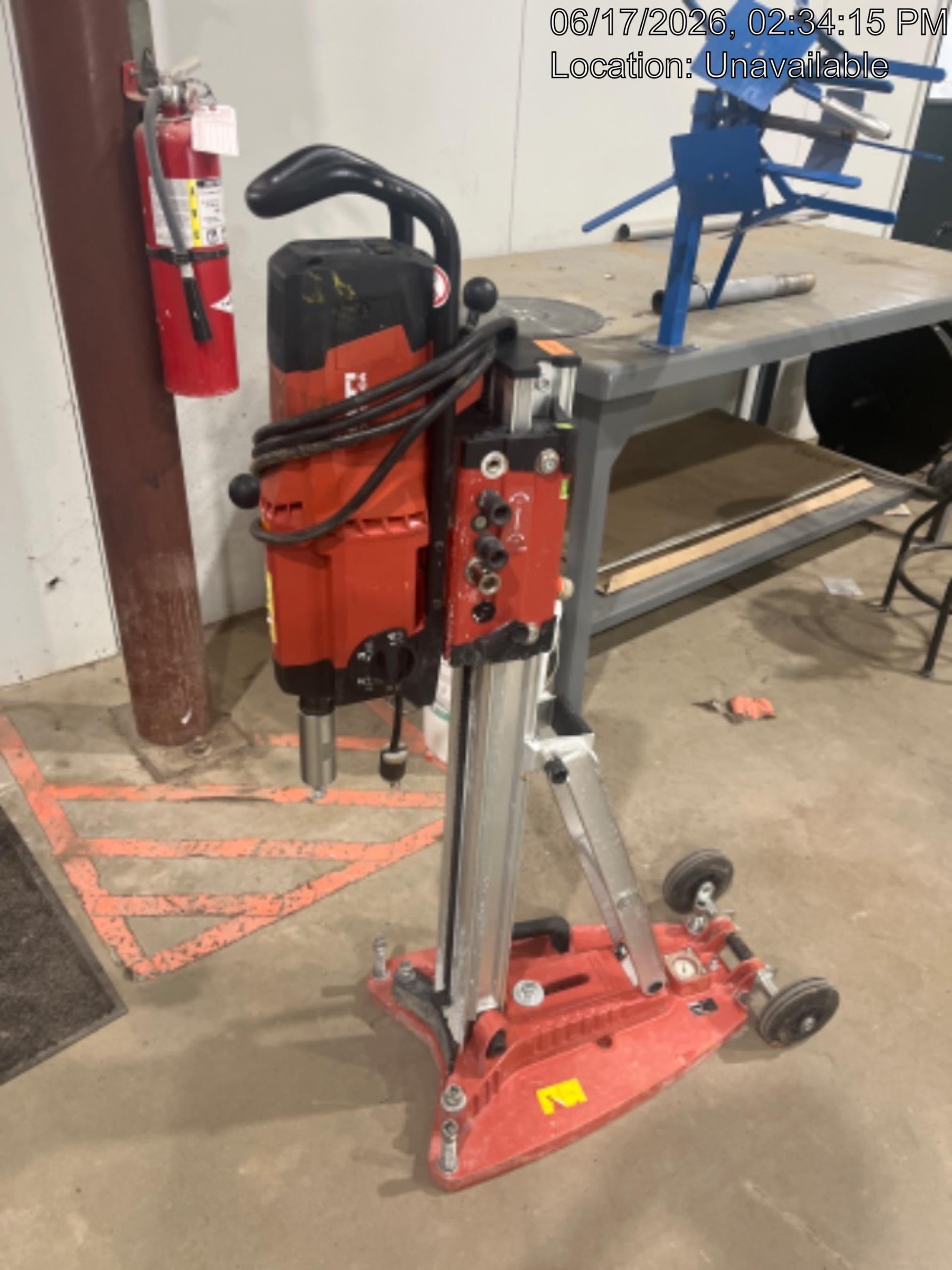 2023 HILTI DD250E