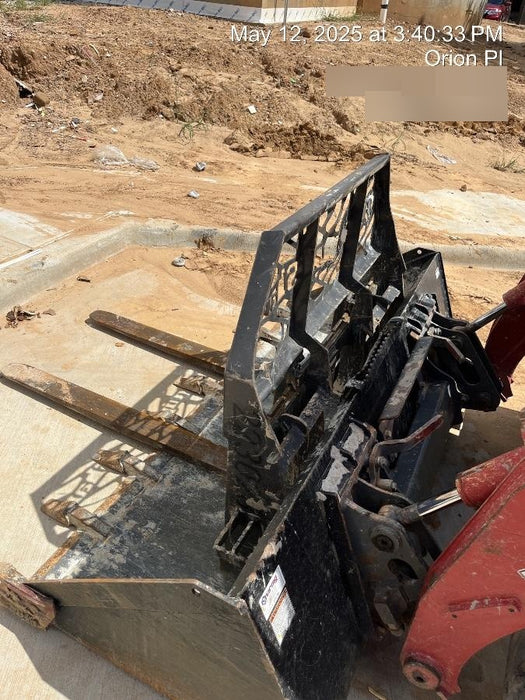 2022 PALADIN 48" Pallet Forks - Paladin