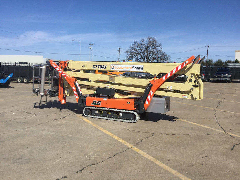 2017 JLG X770AJ