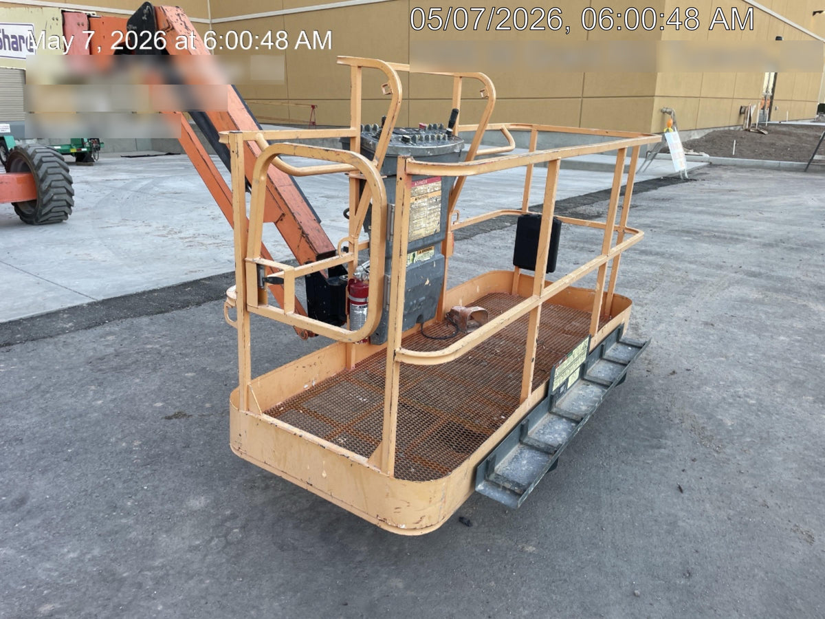 2011 JLG 660SJ