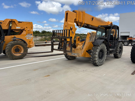 2023 JCB 510-56