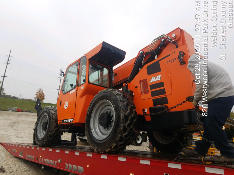 2020 Skytrak 10054 74 Hp, Cab/Heat/Air, FF Tires, Work Lights, Beacon, Aux Hydraulics, Back up Alarm, Lifting Eye, ES Decals