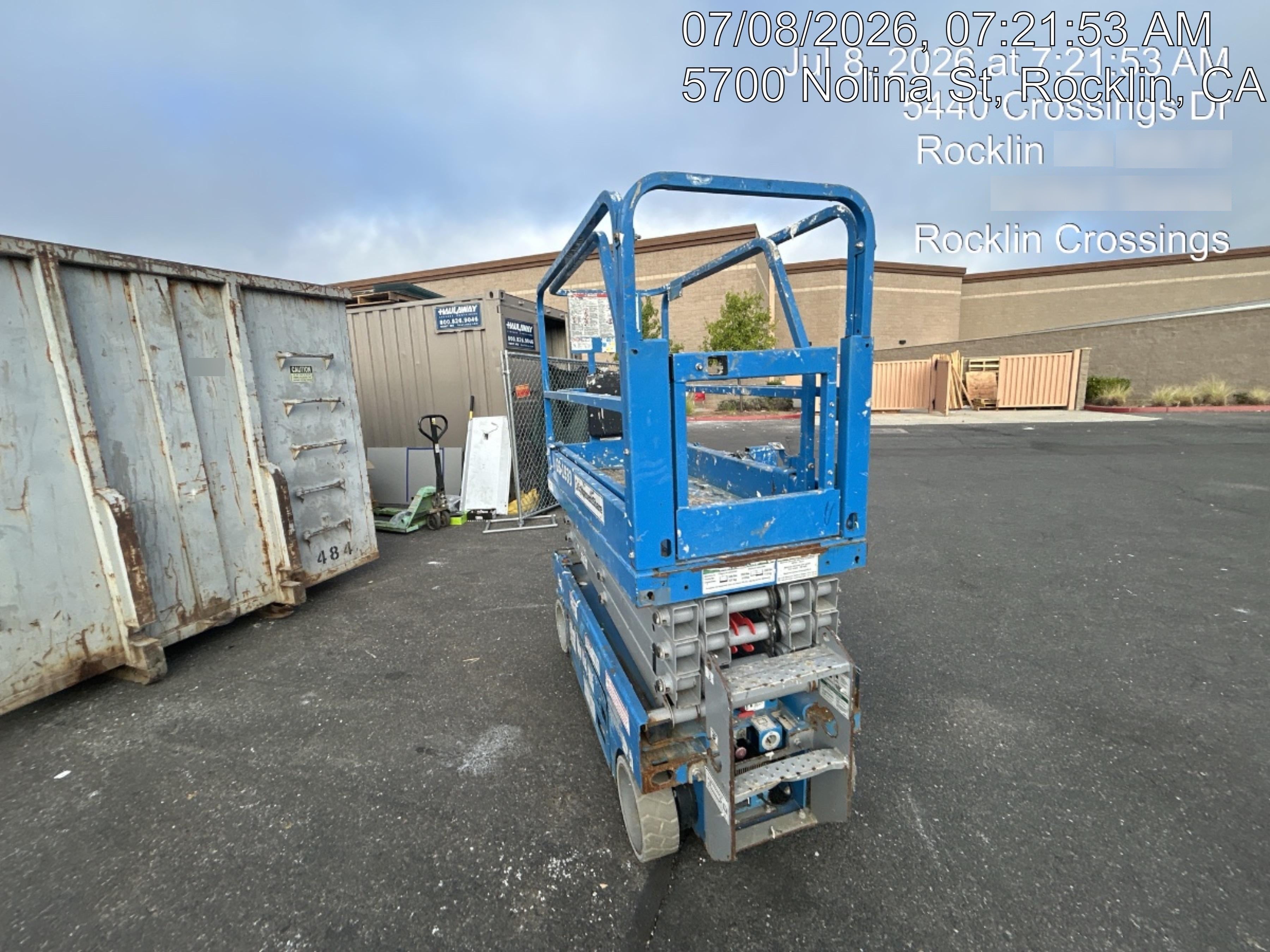 2019 Genie GS-1930 Half Height Swing Gate, 800W Inverter