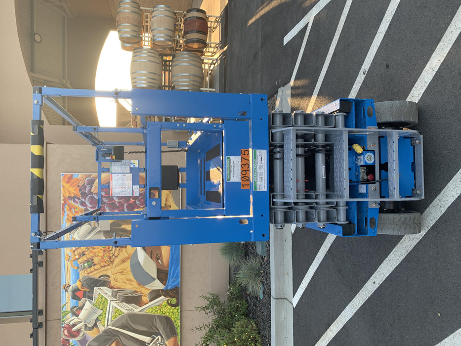 2020 Genie GS-2632 Solid NM Tires, Folding Rails with Half-Height Swing Gate, Beacon, 800W Invertor