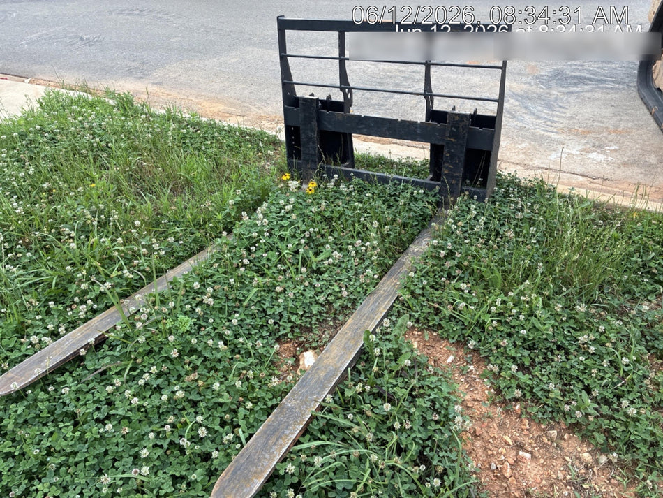 2026 ARROW MATERIAL HANDLING 72" Pallet Forks - Arrow