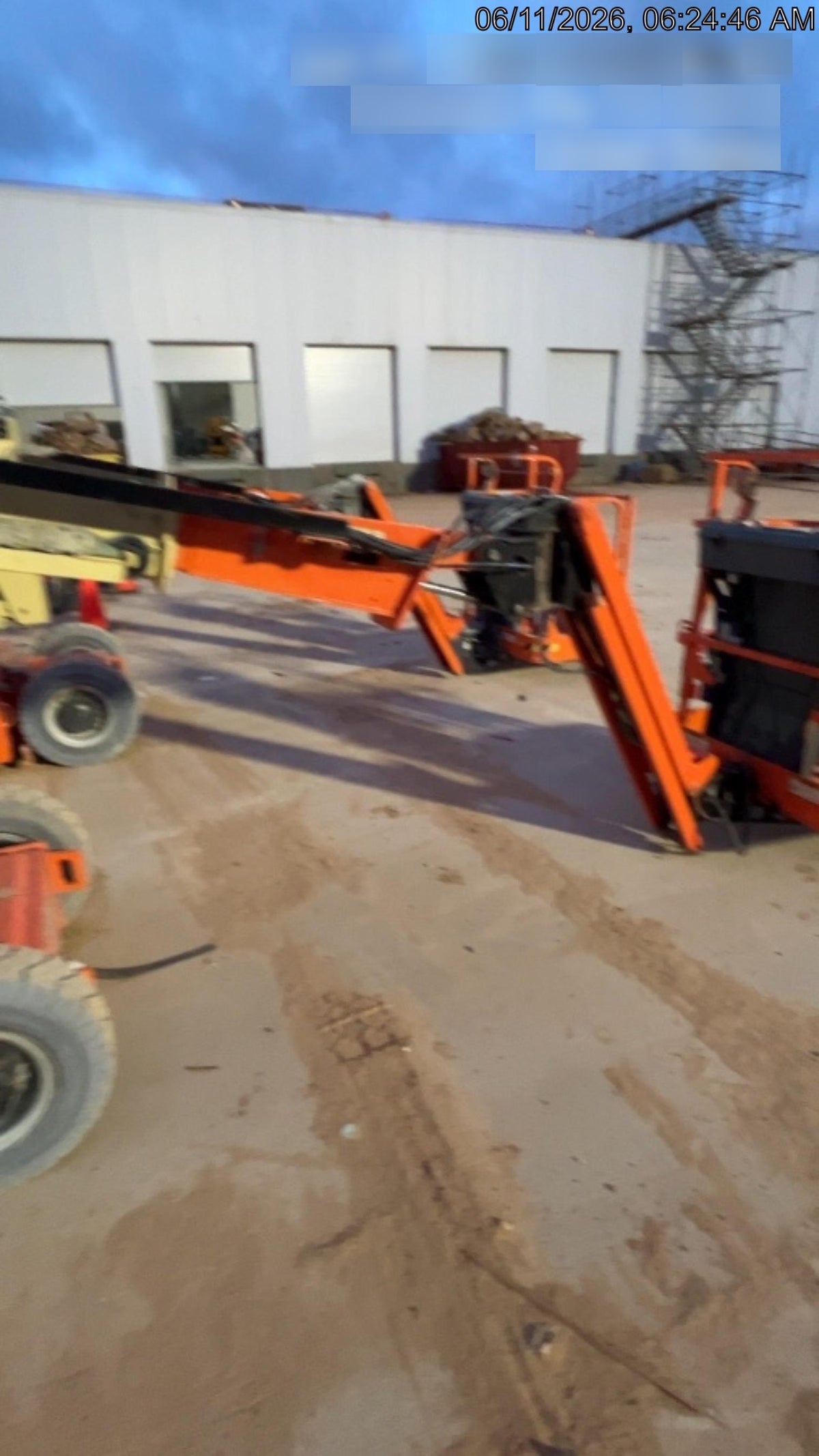 2019 JLG E300AJP