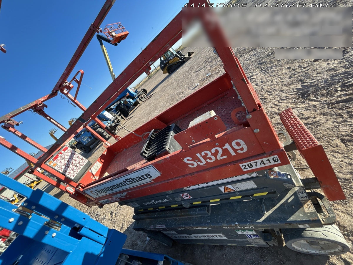 2022 SKYJACK SJ3219
