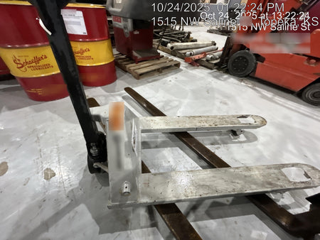 2022 STRONGWAY 4400 lb Pallet Jack