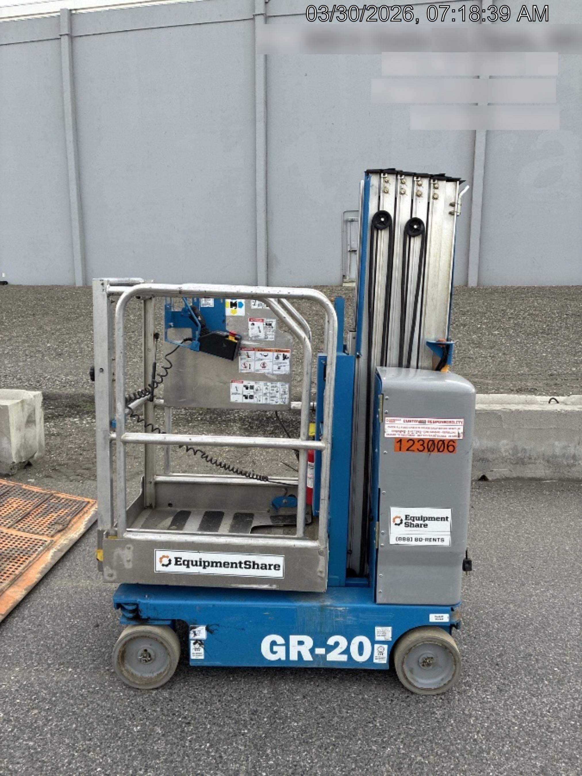 2020 GENIE GR-20