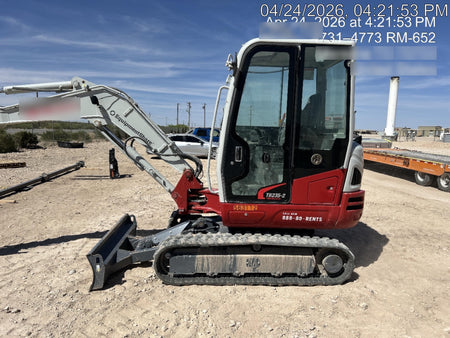2025 TAKEUCHI TB235-2CR