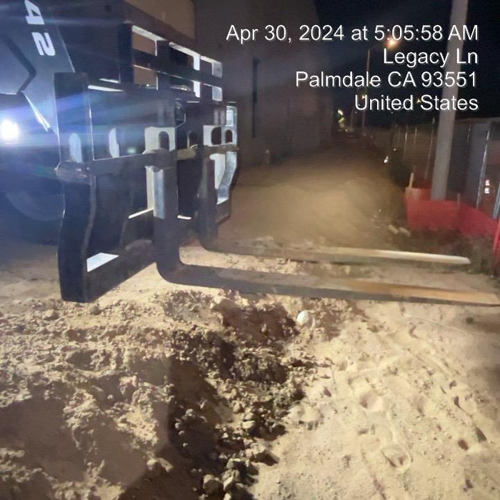 2023 JLG 1001095418S