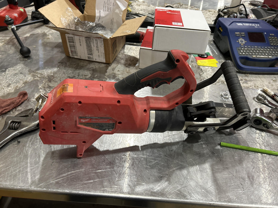 2022 MILWAUKEE 2776-21