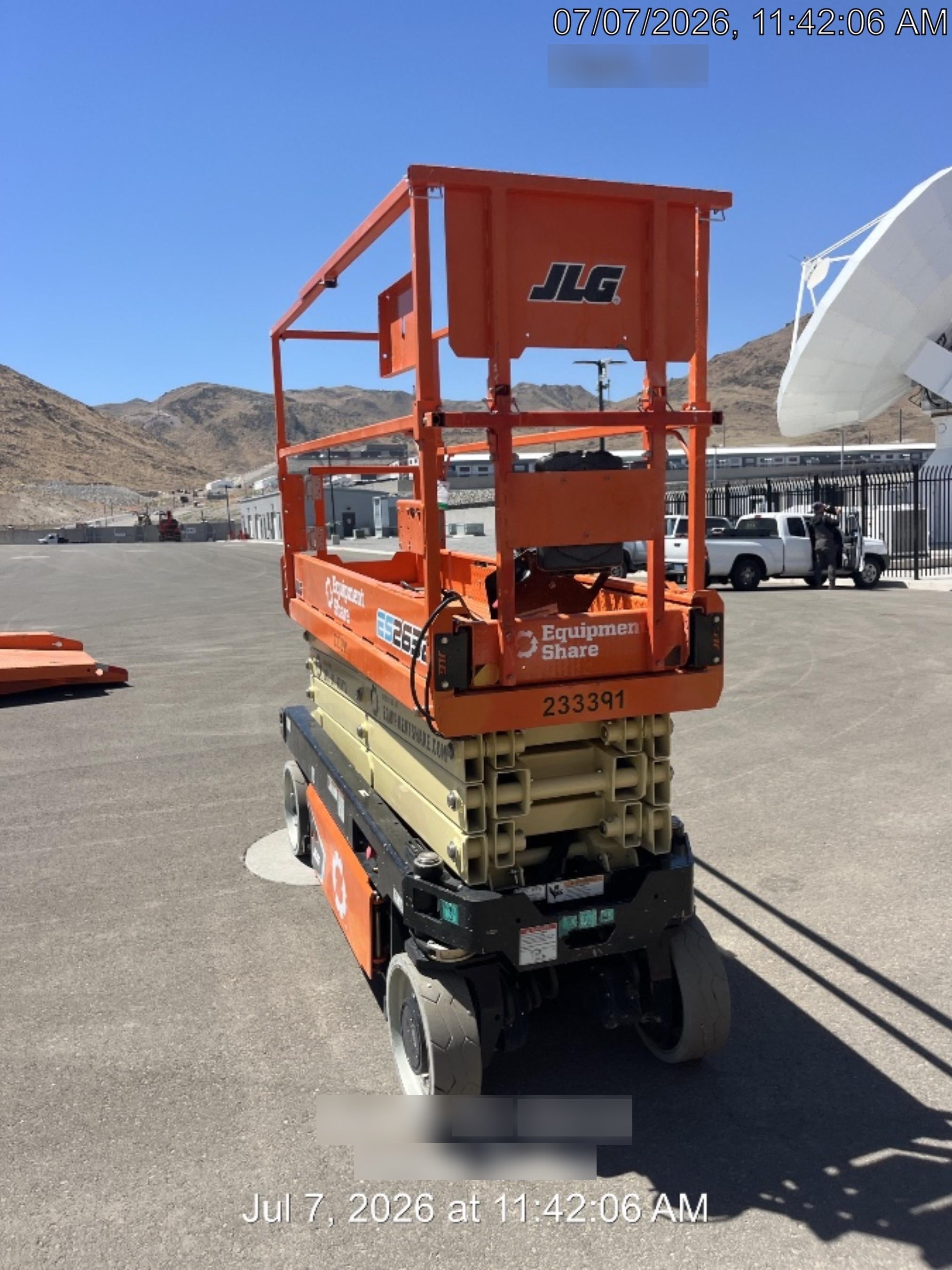 2022 JLG ES2632