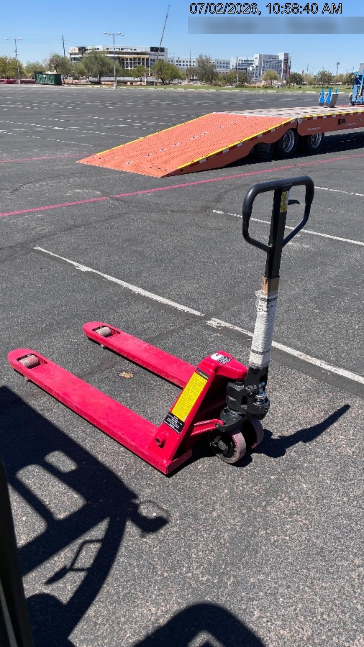 2025 GRAINGER PALLET JACK, 5500 LBS., GRAINGER