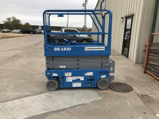 2019 Genie GS-1930 Fixed rails with chain Entry