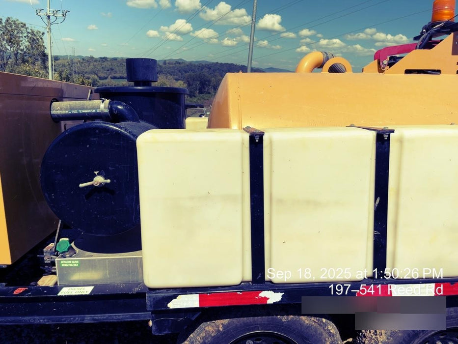 2023 Vac-Tron LP573XDT T4 Koehler Diesel Engine, 500 Gallon Debris Tank, x2 100 Gallon Water Tanks
