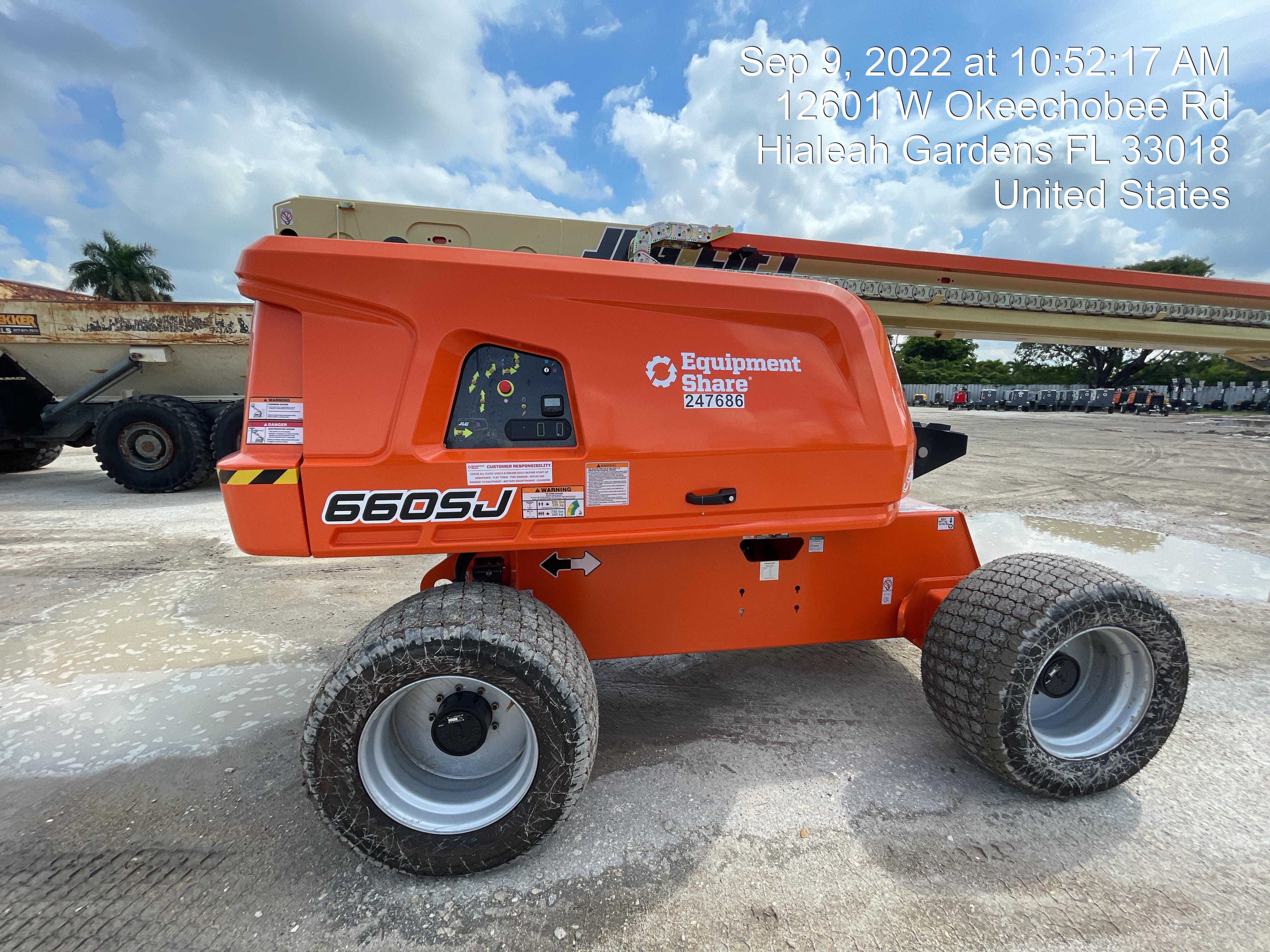2022 JLG 660SJ