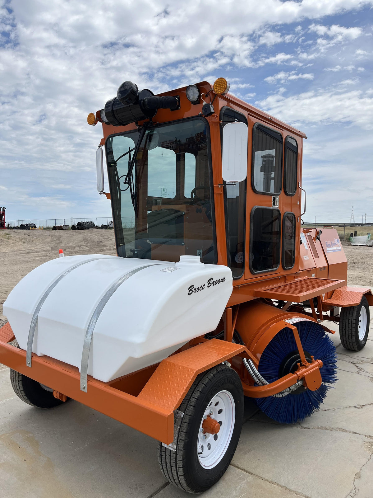 2023 BROCE RCT350