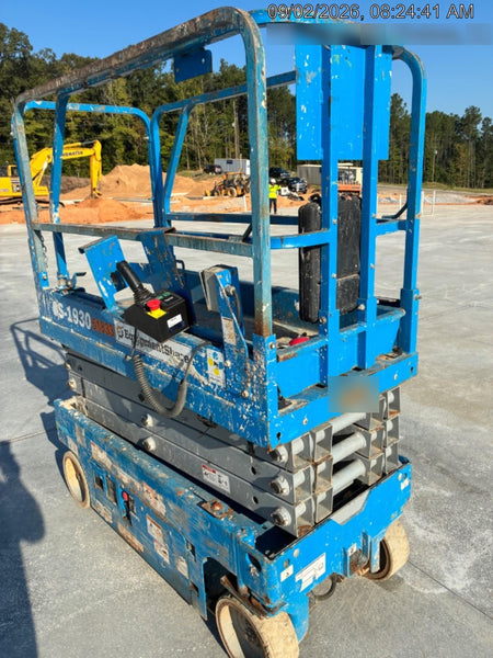 2019 Genie GS-1930 Fixed Rails with Chain Entry