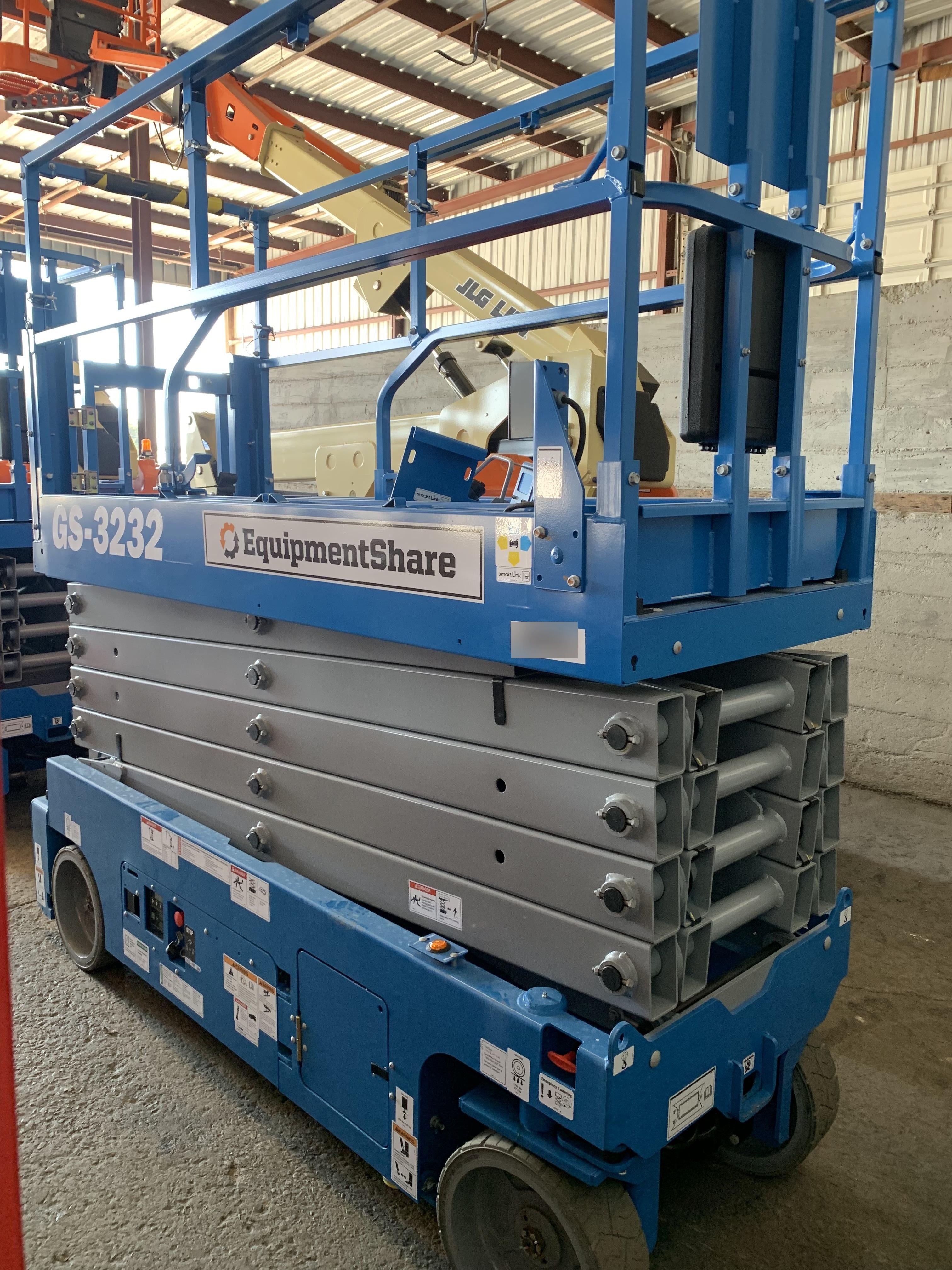 2019 Genie GS-3232 Standard Options