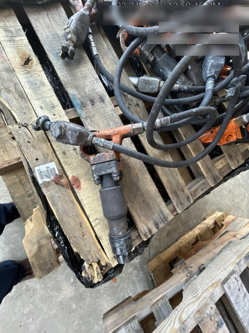 2021 MICHIGAN PNEUMATIC ES-CH3R-TRACKER