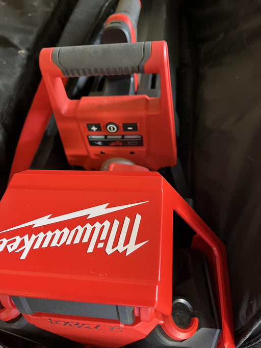 2022 MILWAUKEE 2136-20