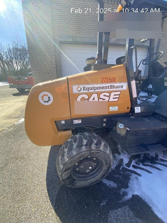 2023 CASE 588H