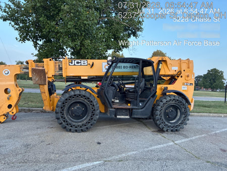 2019 JCB 512-56 Canopy, 74 HP, Solid Tires, STD Worklight, Beacon, Aux Hydraulics, Lifting Eye, Back up Alarm 66" Carriage, 60" Forks