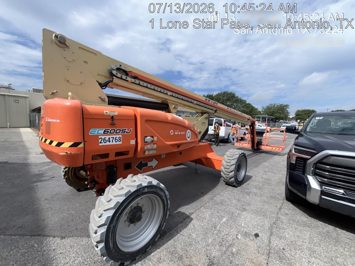 2022 JLG EC600SJ
