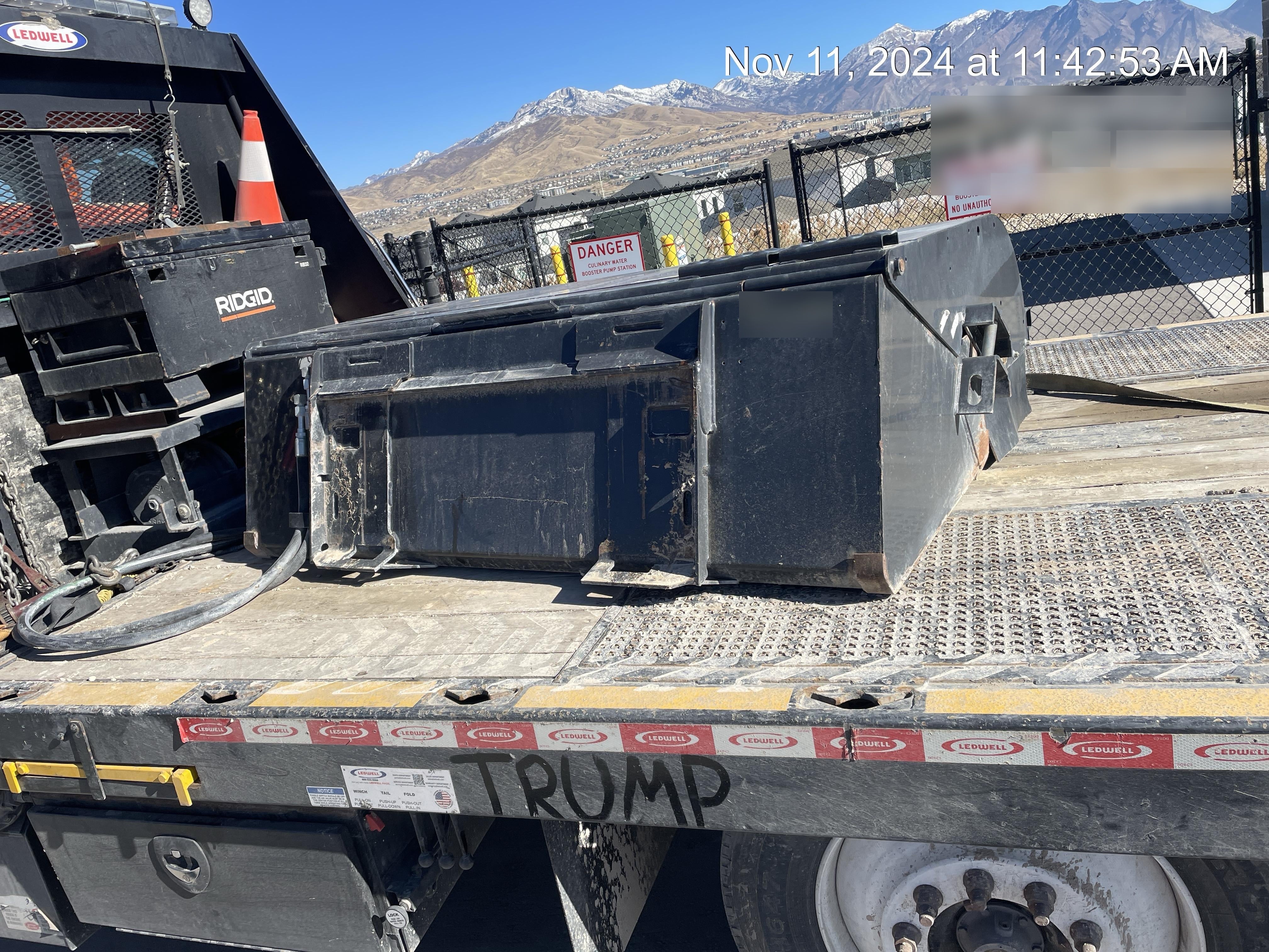 2019 PALADIN Sweepster SB72