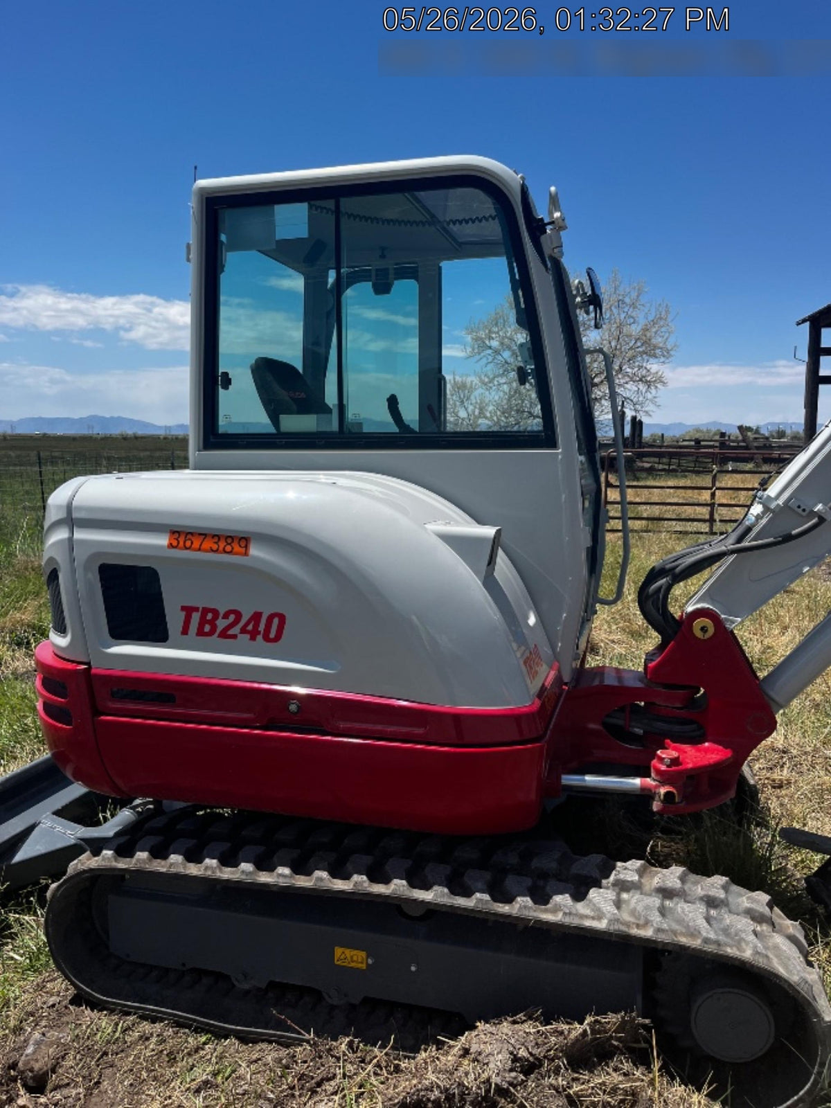 2023 TAKEUCHI TB240-CR