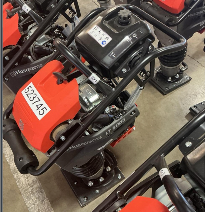 2025 HUSQVARNA LT6005