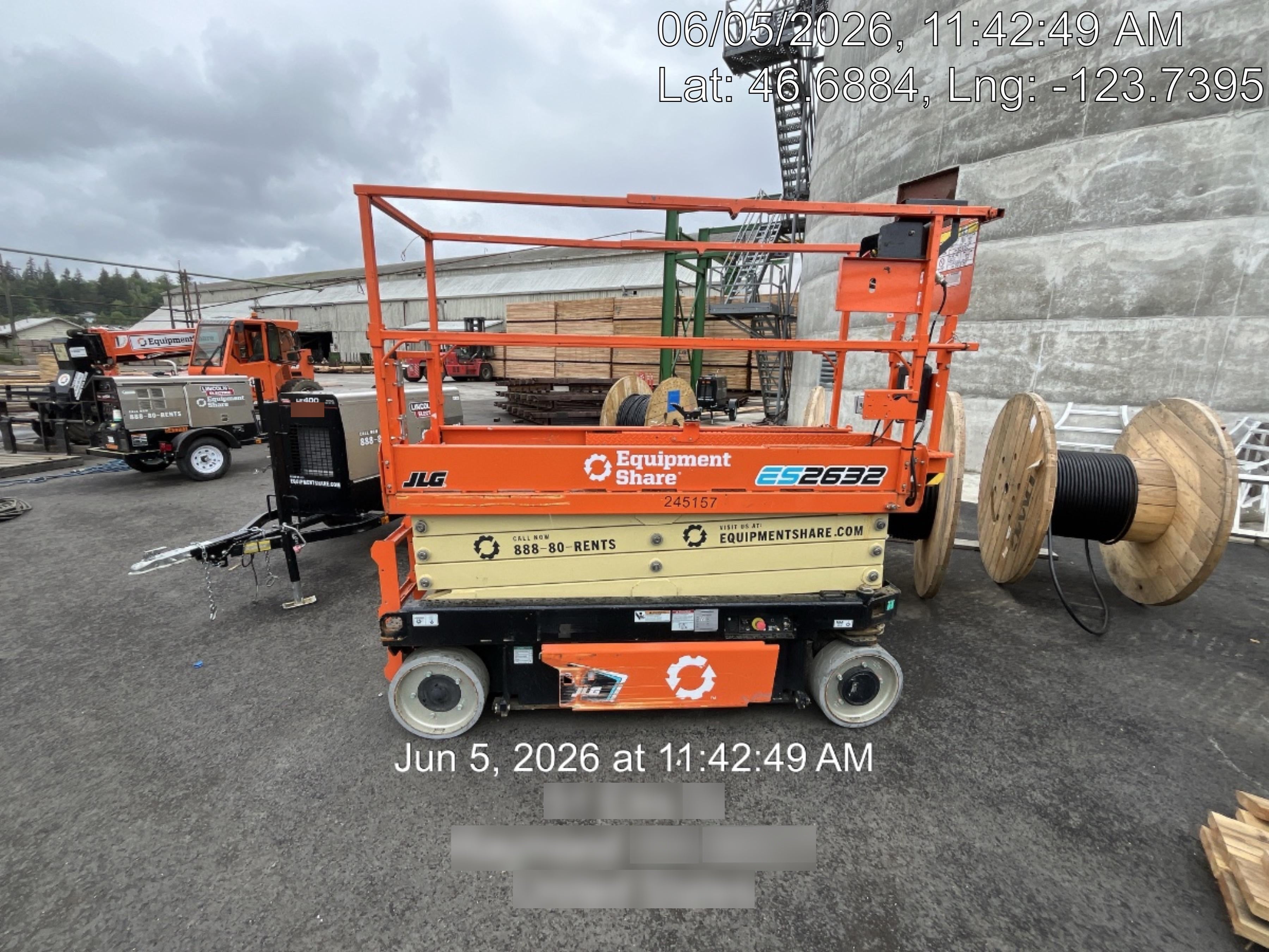 2022 JLG ES2632