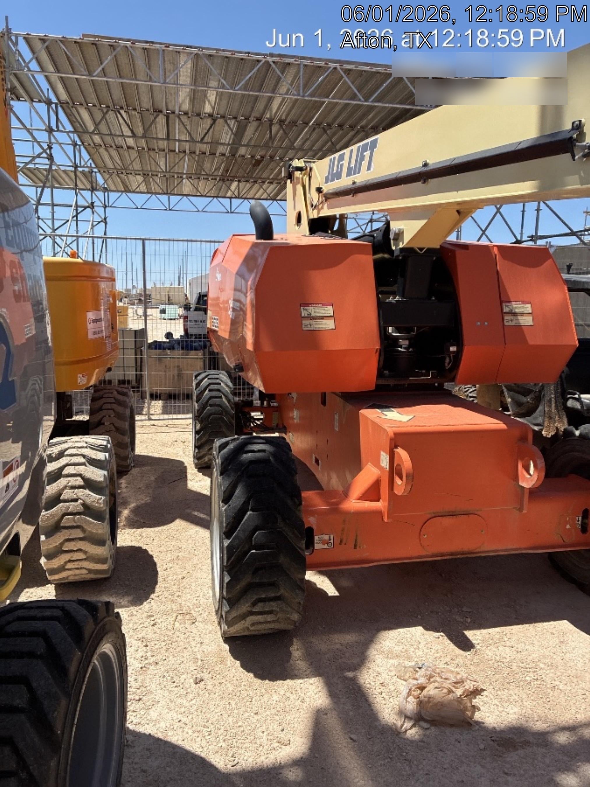 2022 JLG 860SJ