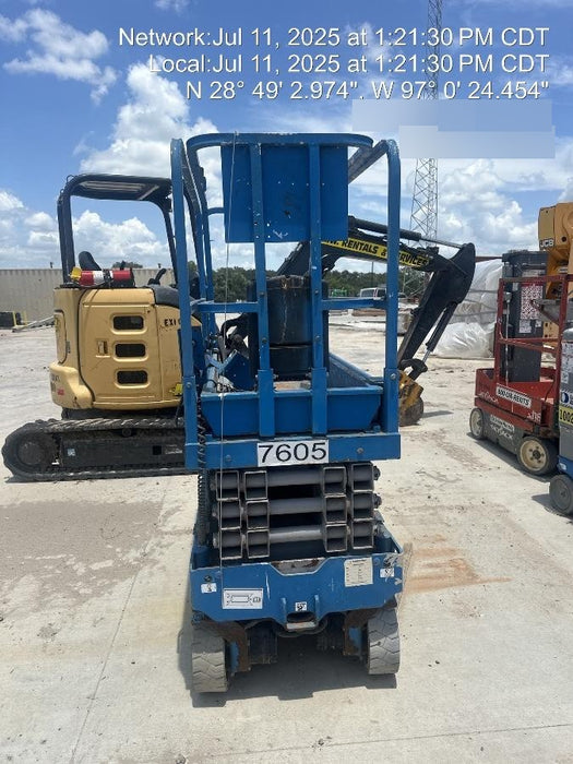 2017 Genie GS-1930 Genie GS-1930 Lift w/Fixed Rail and Chain Entry