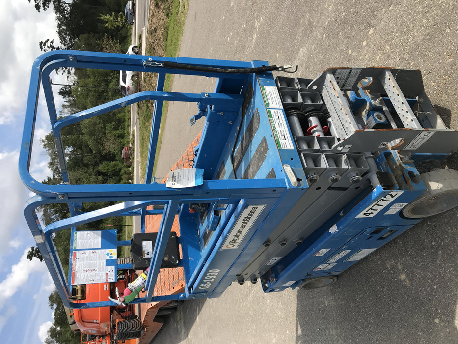 2019 Genie GS-1930 Fixed Rails with Chain Entry