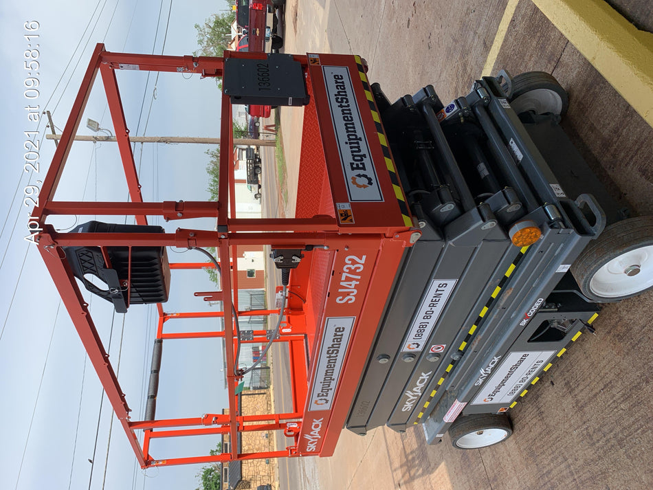2021 SKYJACK SJ4732