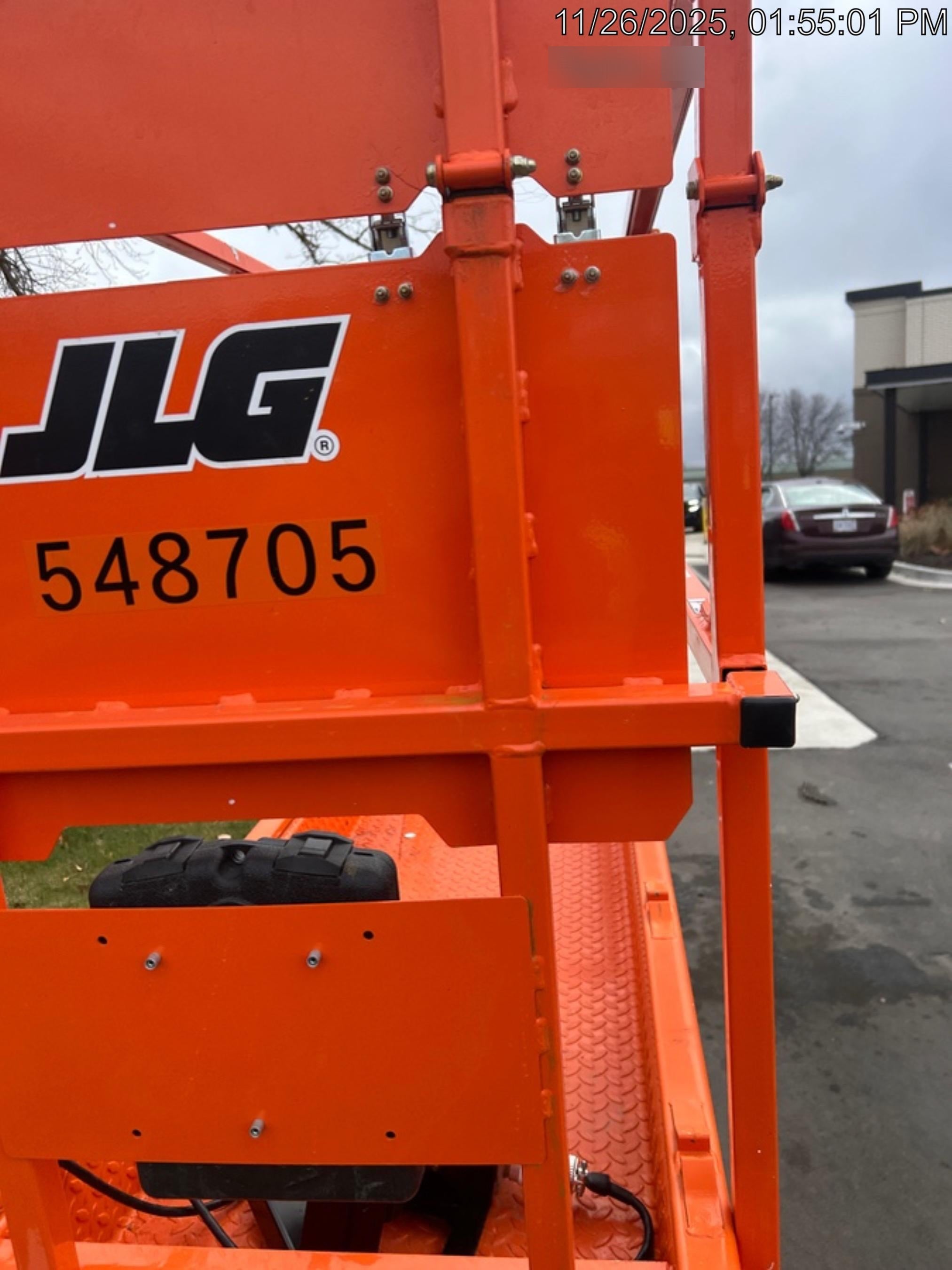 2025 JLG ES1932