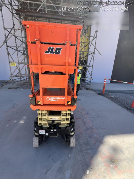 2024 JLG ES1932