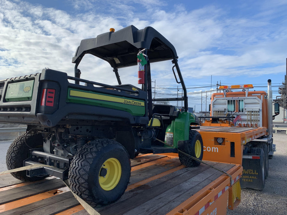 2020 John Deere 815E 2S 2 - 3 Seat UTV, DSL, 4WD, Canopy, Standard Rental Spec