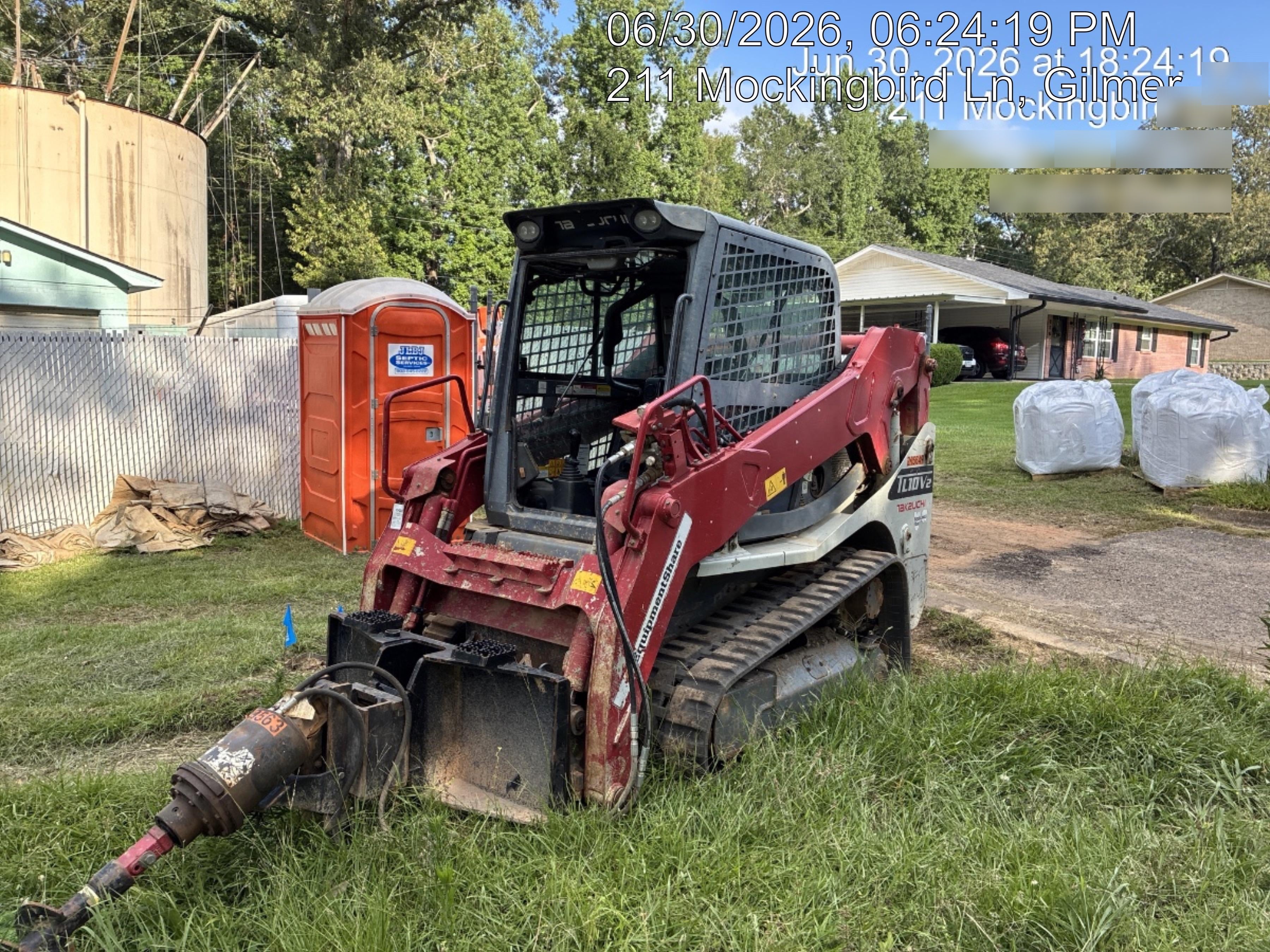 2023 TAKEUCHI TL10V2-CR