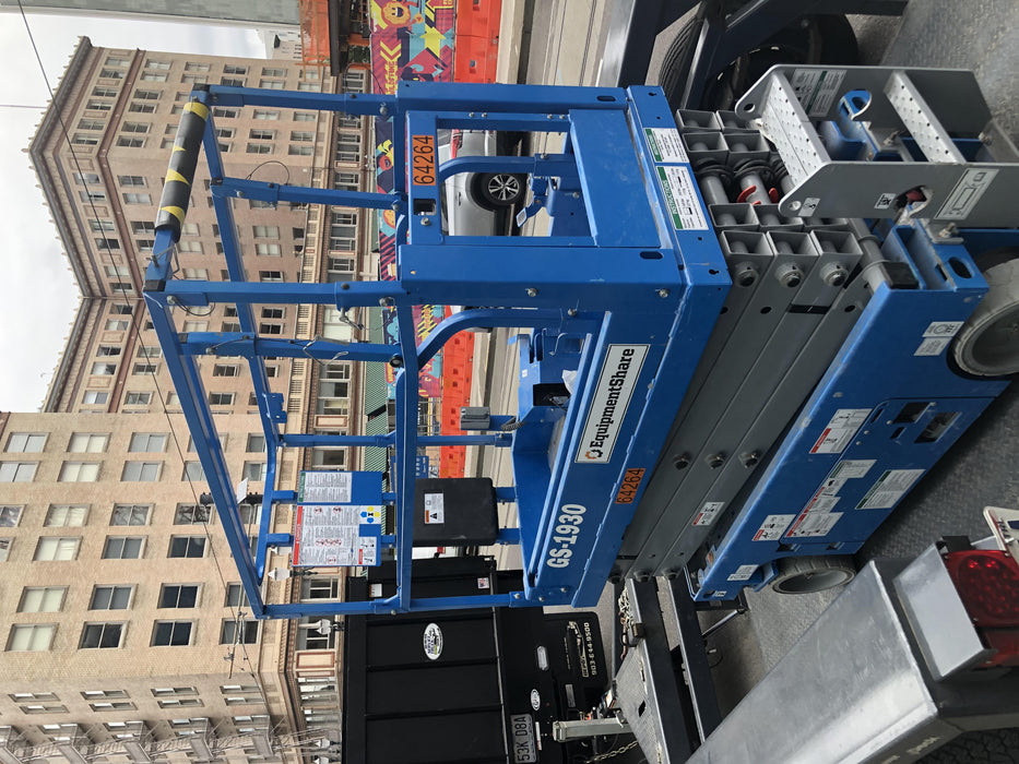 2020 Genie GS-1930 Solid Non Marking Tires, Beacon, Folding rails with half height swing gate, 800W Inverter